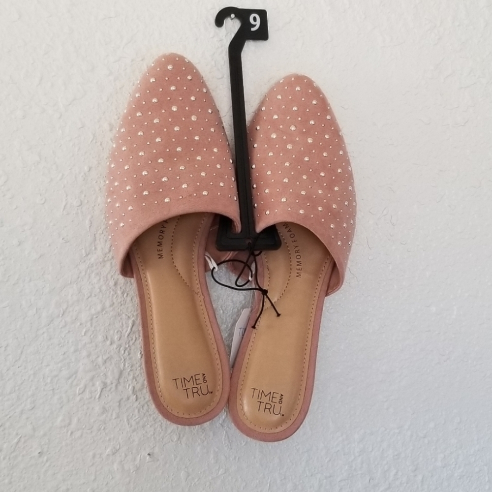 *LAST PAIR* Slip on flats with silver dot detail - Picture 7 of 7